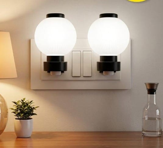 Ball Style 2-Pin Plug and Play Night Lamp